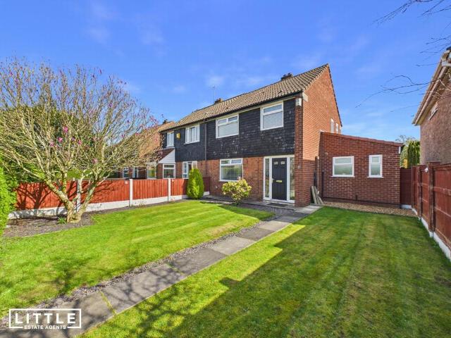 3 bedroom semi detached house for sale