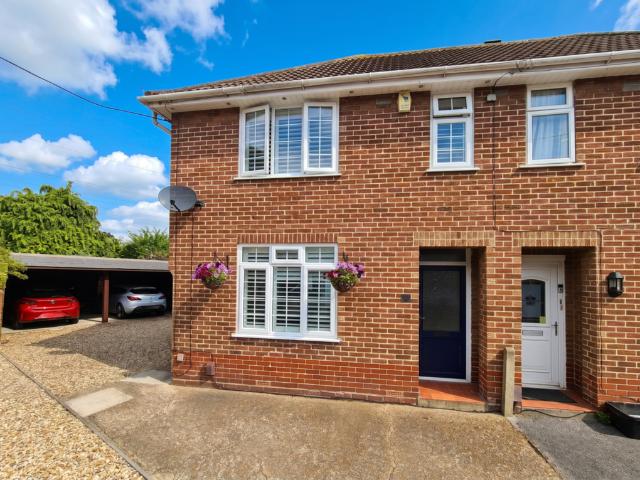 3 bedroom semi detached house for sale