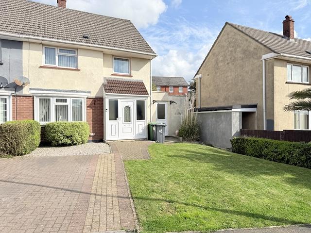 3 bedroom semi detached house for sale