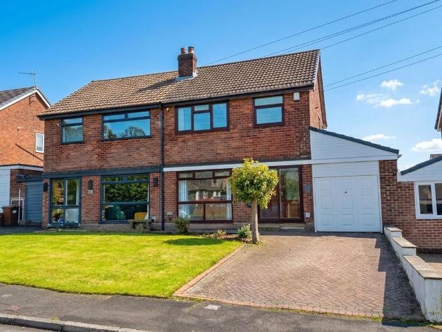 3 bedroom semi detached house for sale
