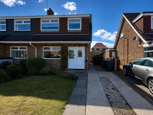 3 bedroom semi detached house for sale