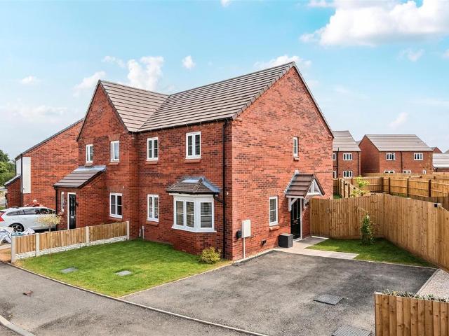 3 bedroom semi detached house for sale