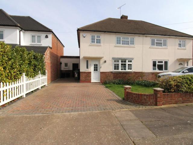 3 bedroom semi detached house for sale
