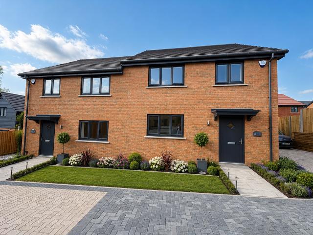 3 bedroom semi detached house for sale