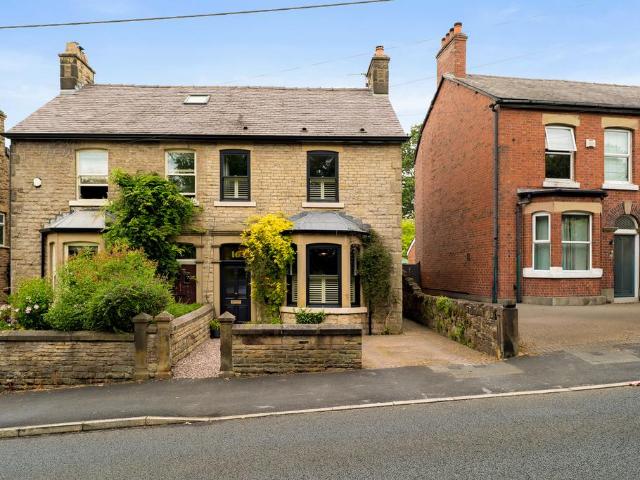 3 bedroom semi detached house for sale