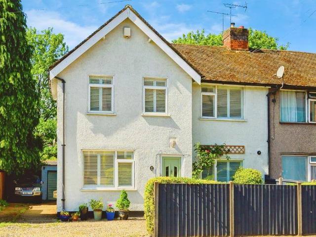 4 bedroom semi detached house for sale
