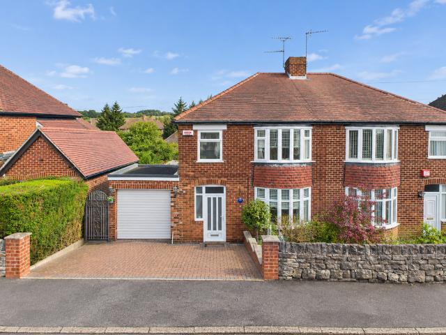 3 bedroom semi detached house for sale