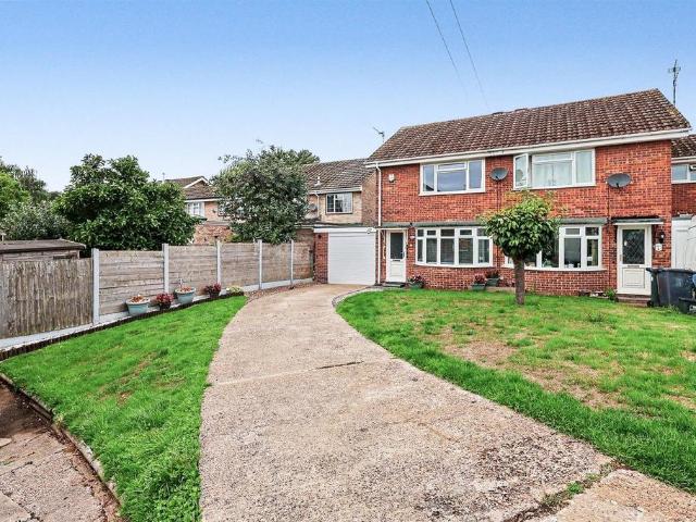 2 bedroom semi detached house for sale