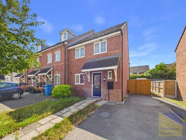 3 bedroom semi detached house for sale