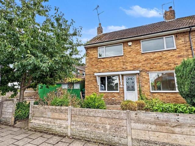3 bedroom semi detached house for sale