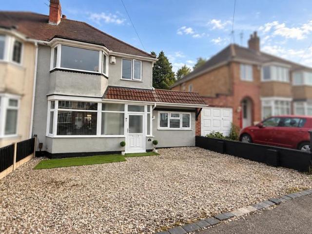 3 bedroom semi detached house for sale