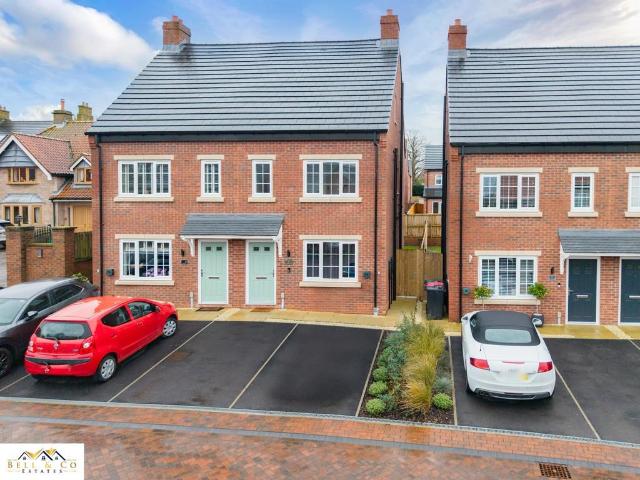 3 bedroom semi detached house for sale
