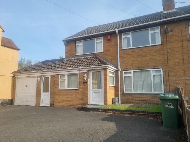 3 bedroom semi detached house for sale