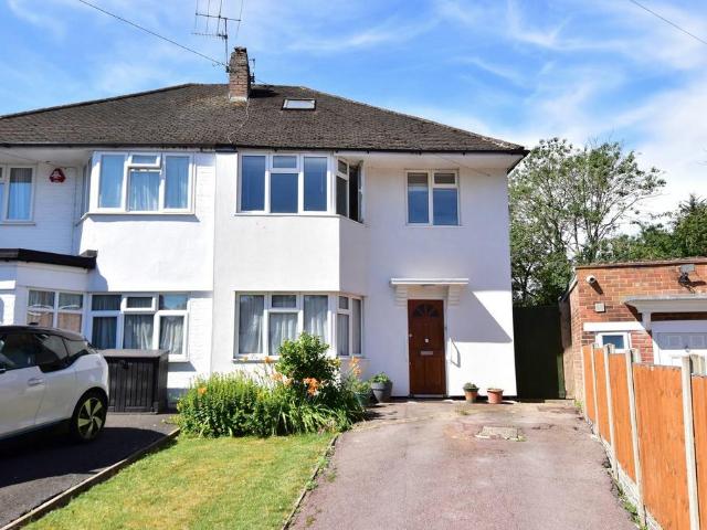 3 bedroom semi detached house for sale