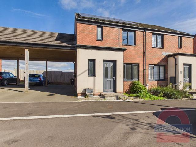 3 bedroom semi detached house for sale