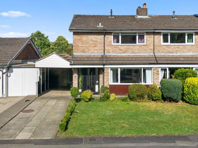 3 bedroom semi detached house for sale