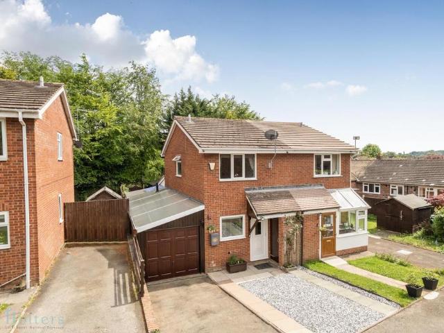 2 bedroom semi detached house for sale