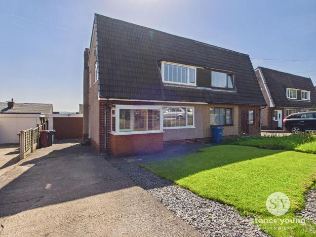 3 bedroom semi detached house for sale