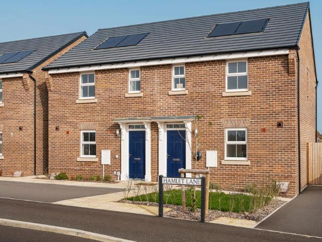 3 bedroom semi detached house for sale