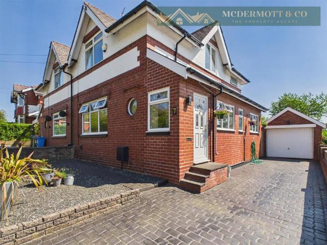 3 bedroom semi detached house for sale