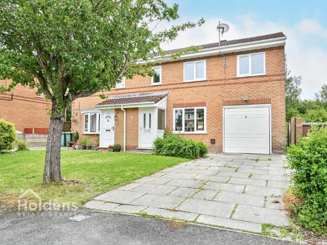 4 bedroom semi detached house for sale