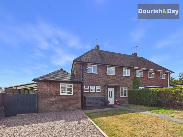 3 bedroom semi detached house for sale