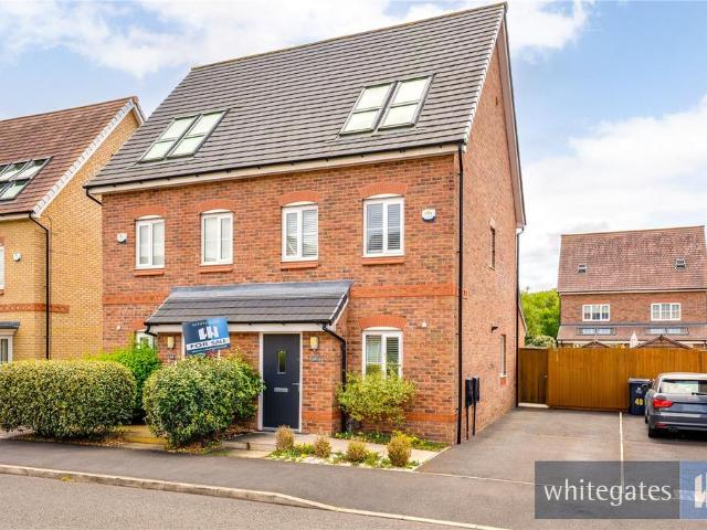 3 bedroom semi detached house for sale