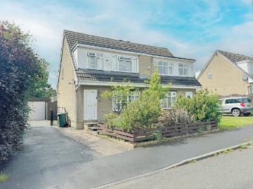3 bedroom semi detached house for sale