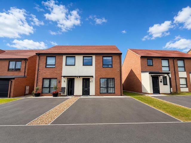3 bedroom semi detached house for sale