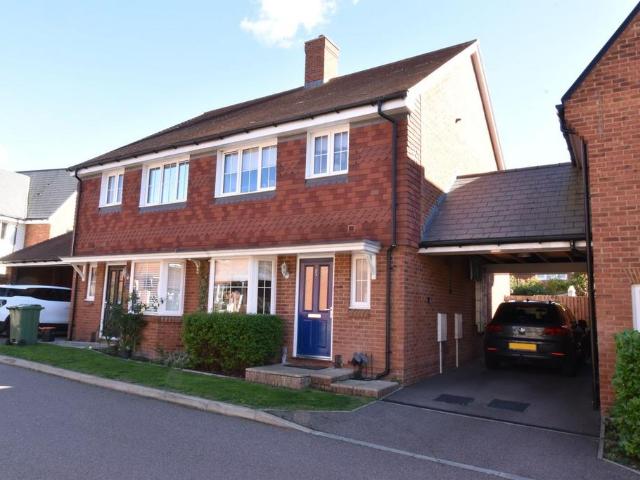 3 bedroom semi detached house for sale