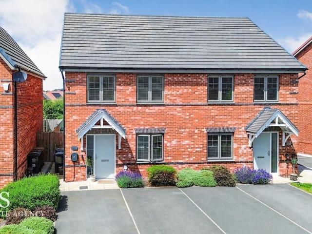 3 bedroom semi detached house for sale