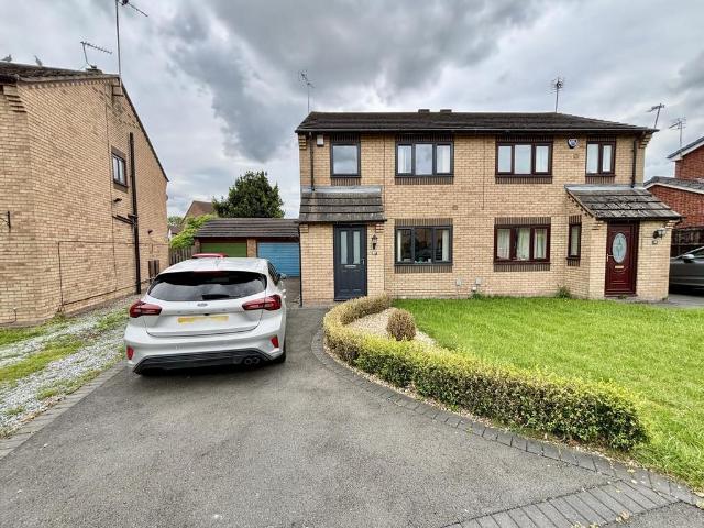 3 bedroom semi detached house for sale