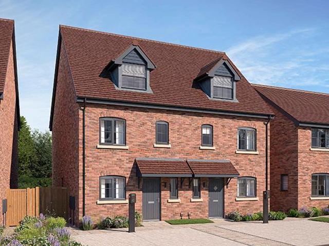 3 bedroom semi detached house for sale
