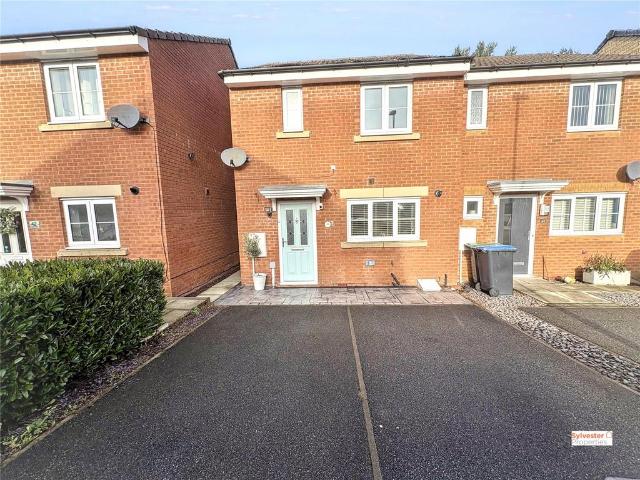 3 bedroom semi detached house for sale