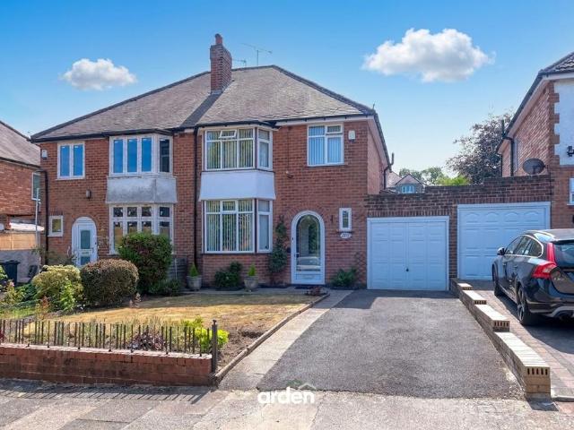 3 bedroom semi detached house for sale