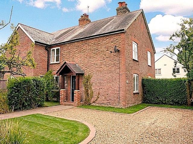 3 bedroom semi detached house for sale