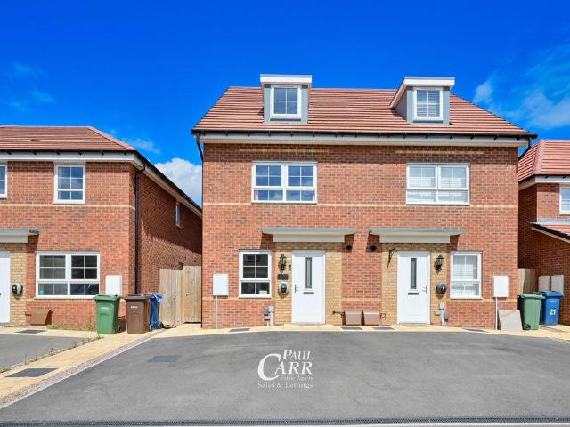 3 bedroom semi detached house for sale