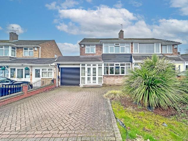 3 bedroom semi detached house for sale