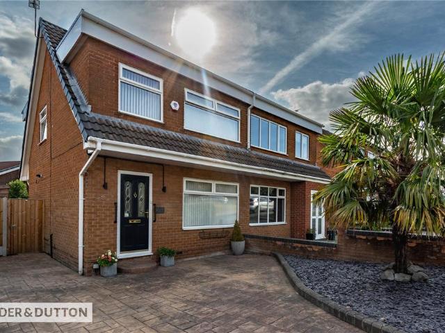 3 bedroom semi detached house for sale