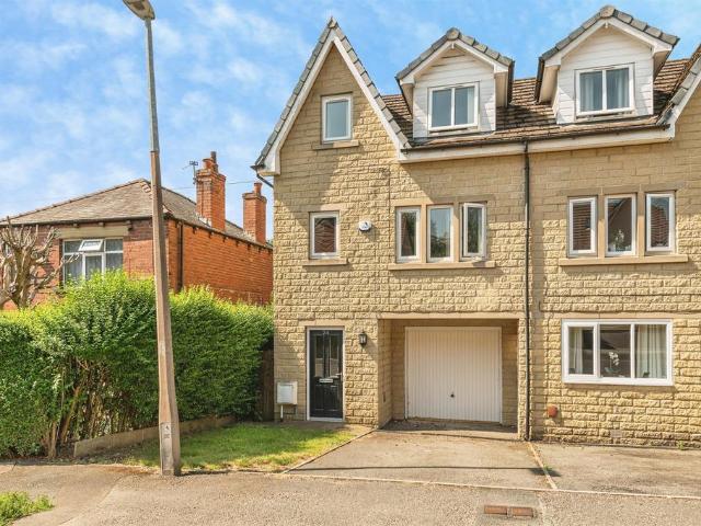 3 bedroom semi detached house for sale