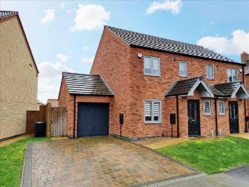 3 bedroom semi detached house for sale
