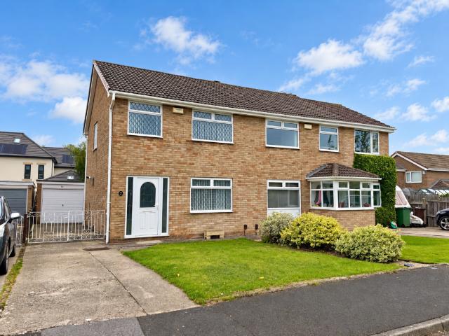 3 bedroom semi detached house for sale