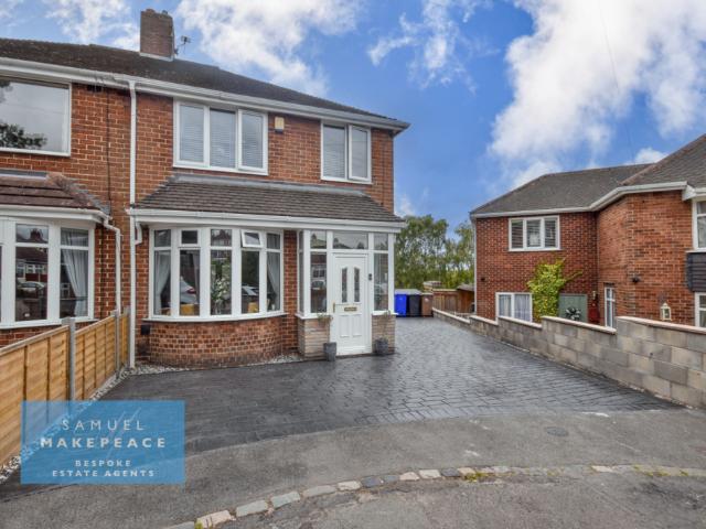 3 bedroom semi detached house for sale