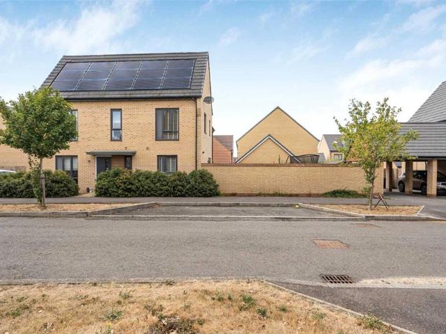 3 bedroom semi detached house for sale