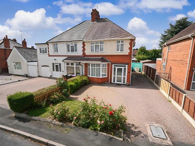 3 bedroom semi detached house for sale