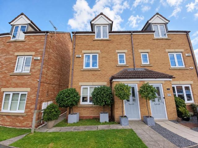 3 bedroom semi detached house for sale