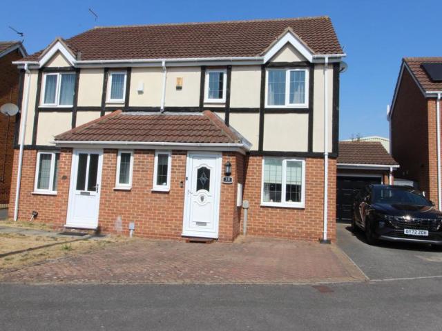 3 bedroom semi detached house for sale