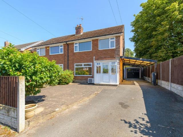 3 bedroom semi detached house for sale