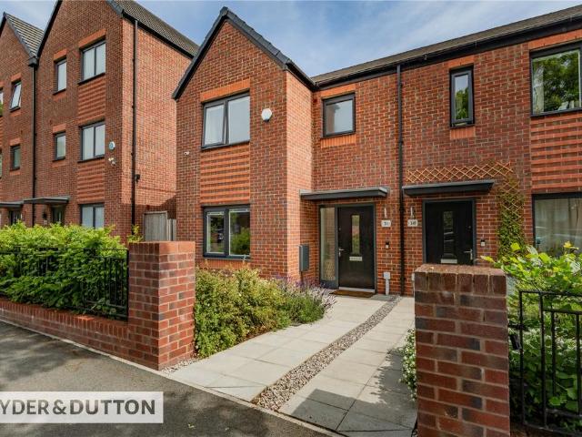 3 bedroom end of terrace house for sale