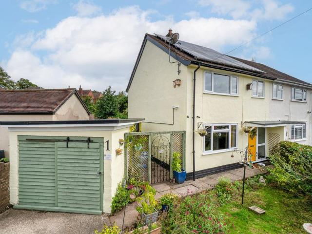 3 bedroom semi detached house for sale